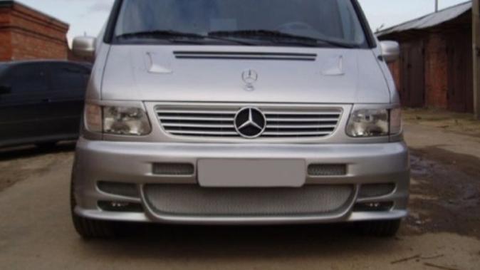 Передний бампер Mercedes-Benz VITO 638  1996-2003 г.в.