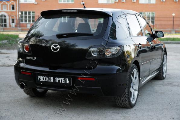 Накладки на задние фонари (Реснички) Mazda 3 хэтчбэк 2003-2008 глянец (под покраску)