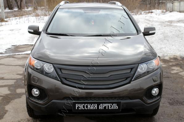 Решётка радиатора с сеткой металлик KIA Sorento R 2010-2013 глянец (под покраску)