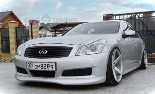 Накладка на передний бампер на  Infinity G35