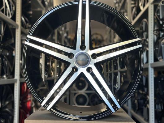 Комплект дисков Vossen VPS-302 R20 8.5j et+35 5*114.3