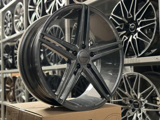 Комплект дисков Vossen VPS-302 R20 8.5j et+35 5*114.3