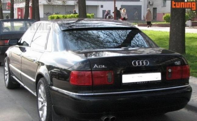 Козырёк Audi A8 D2