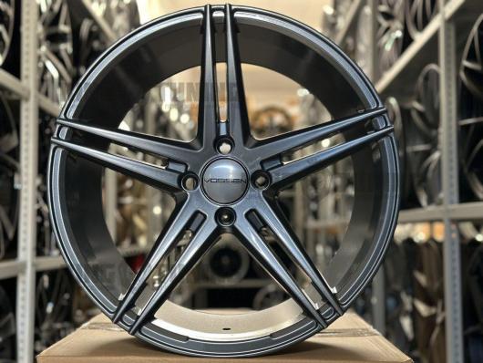 Комплект дисков Vossen VPS-302 R16 7j et+28 4*100