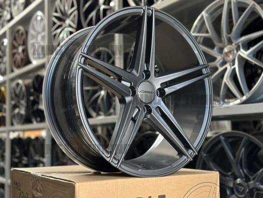 Комплект дисков Vossen VPS-302 R16 7j et+28 4*100