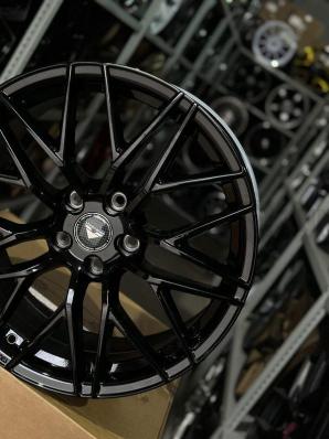 Комплект дисков Vorsteiner VFF-107 R18 8j ET+35 5*114,3