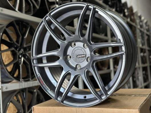 Комплект дисков Cosmis Racing MRII R17 7.5j +26 5*114.3