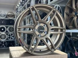 Комплект дисков Cosmis Racing MRII R17 7.5j +26 5*114.3