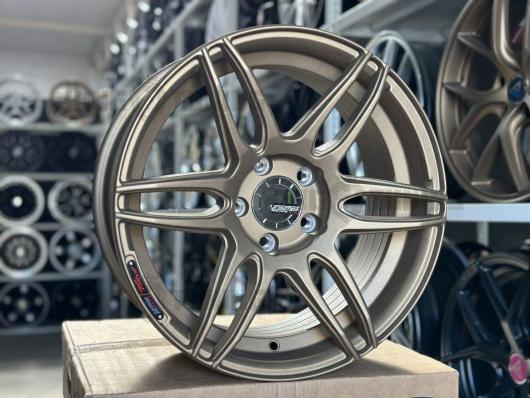 Комплект дисков Cosmis Racing MRII R17 7.5j +26 5*114.3